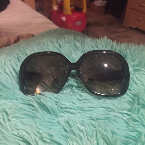 Miceal Kors  sunglasses - Picture 2 of 6